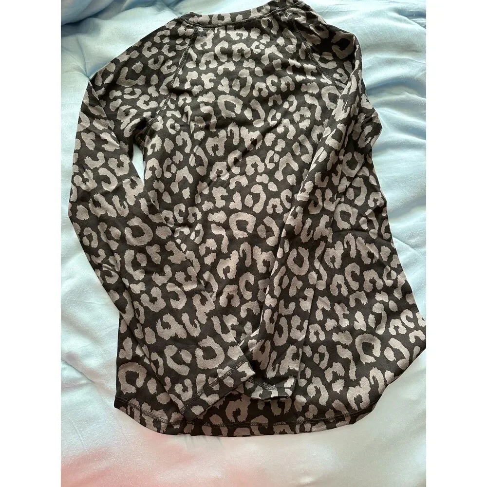 Justice Girls Grey and Black Cheetah Print Long Sleeve Tee Shirt Size 8 NWT